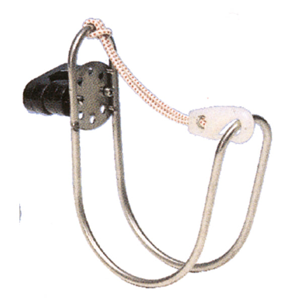 SeaTec holder til redningskrans monteret på båds side