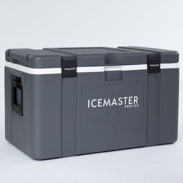 Icemaster køle/is boks på græsplænen