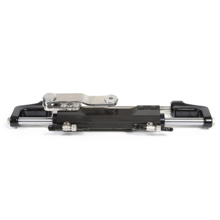 Detaljebillede af Ultraflex styringspakke med slanger og fittings