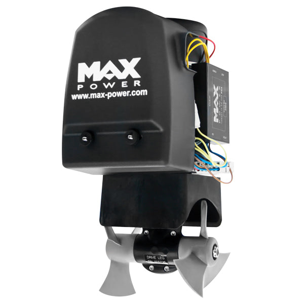 Max Power bovpropel CT45 monteret på en båd i havn.