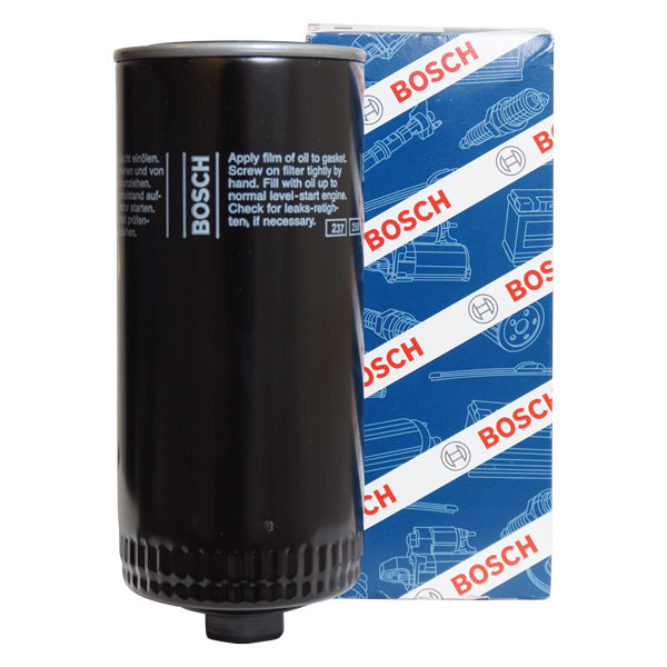 Bosch oliefilter P4015 til Volvo Vetus, set forfra med klar beskrivelse af filterdesign.