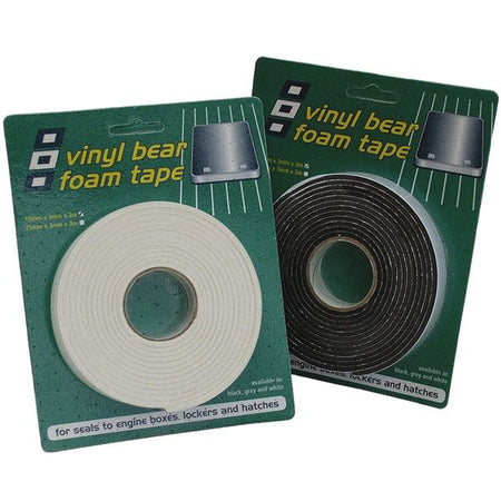 PSP vinyl foam tape i sort med klæb, set foran på hvid baggrund.